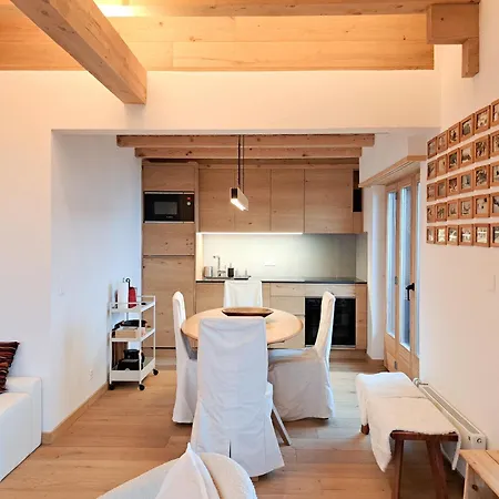 Apartment Alpine Charm And Modern Comfort In