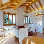Apartment Alpine Charm And Modern Comfort In